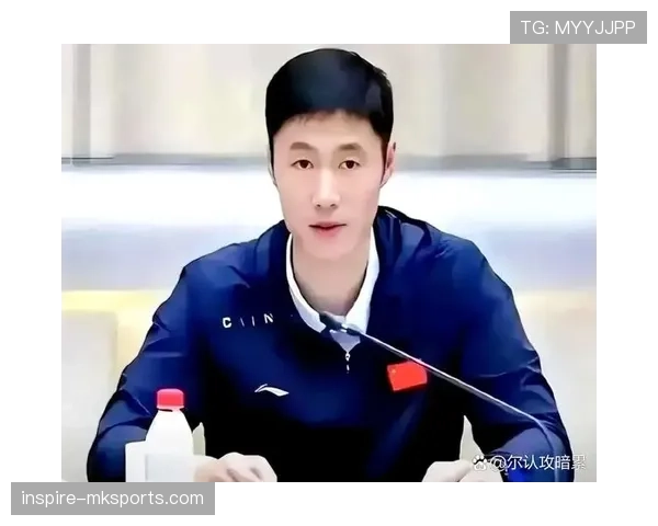 王励勤晒家居照，奖杯像摆设，这生活差距有点扎人