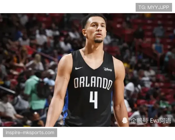 大卫·罗宾逊内线防守压制桑德斯拉开禁区防守差距