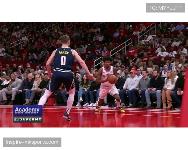 杰伦·格林突破拉开球队进攻空间效率明显提升