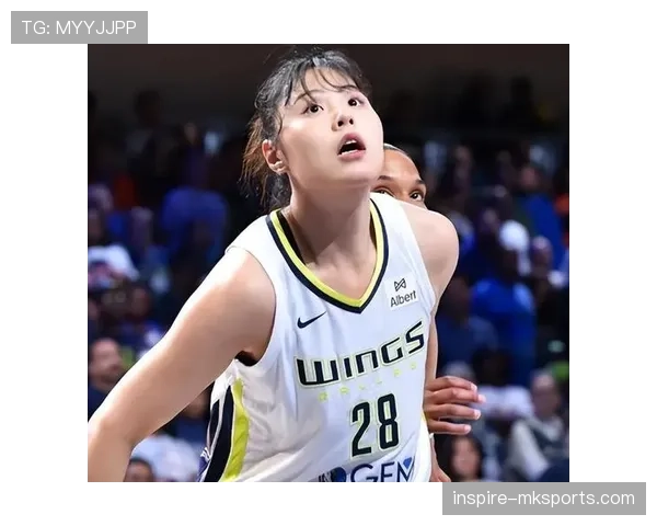 李月汝家里那个衣帽间，比我家还大